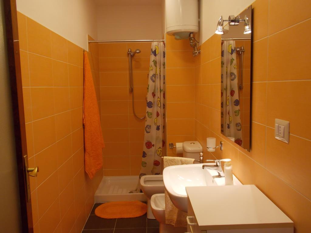 B&B Mariafrancesca Santa Teresa Di Riva Kamer foto